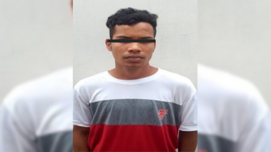 Creaba perfiles falsos y vendía material pornográfico