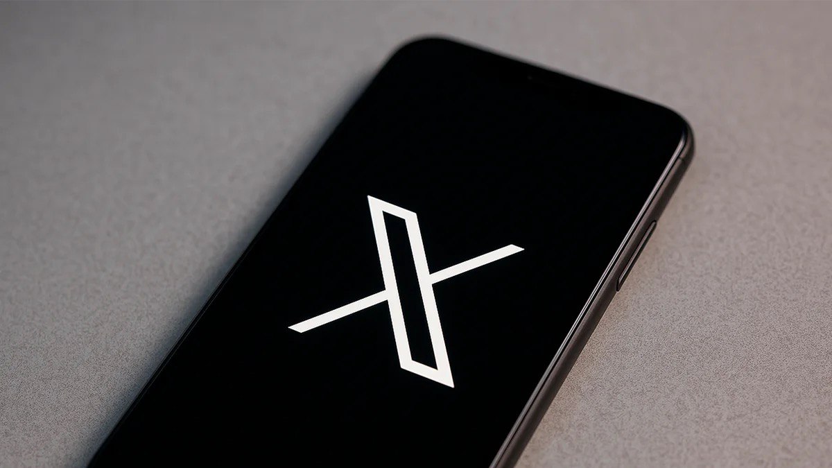 Reportan caída a nivel mundial de red social X