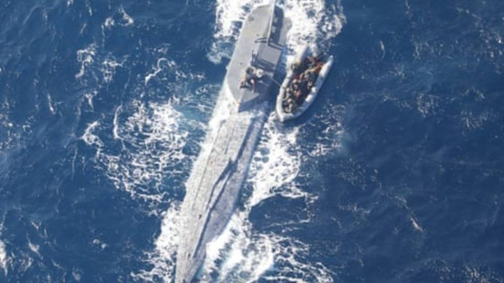 Colombia y EEUU destruyen “narcosubmarino”