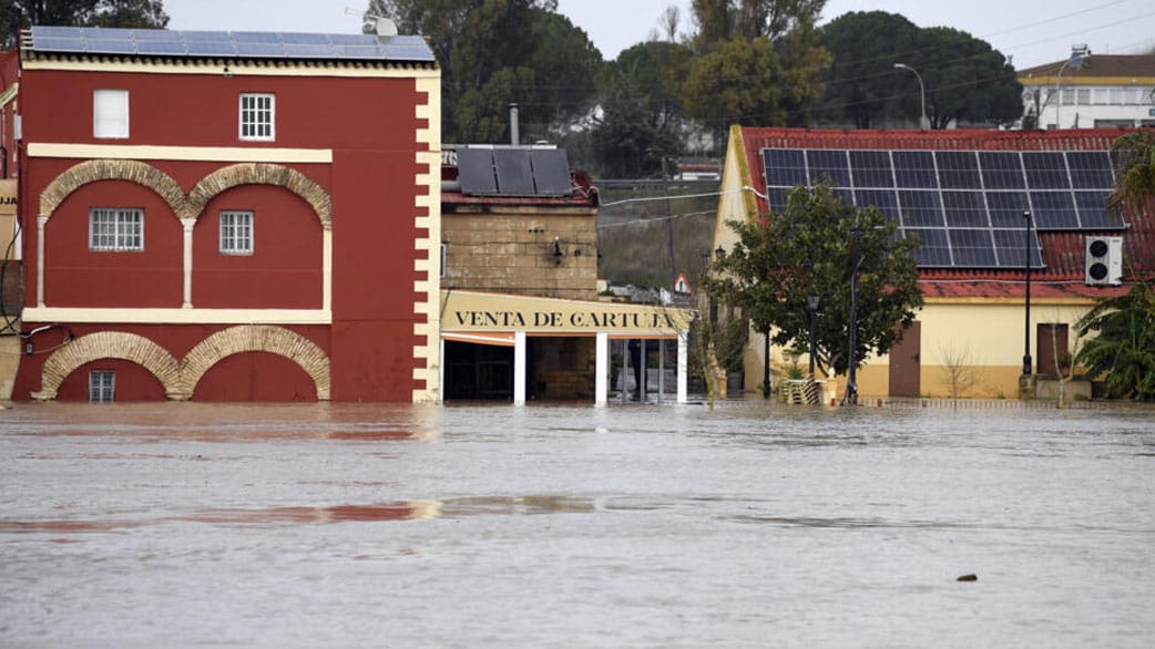 España y Portugal en alerta por tormenta Marta