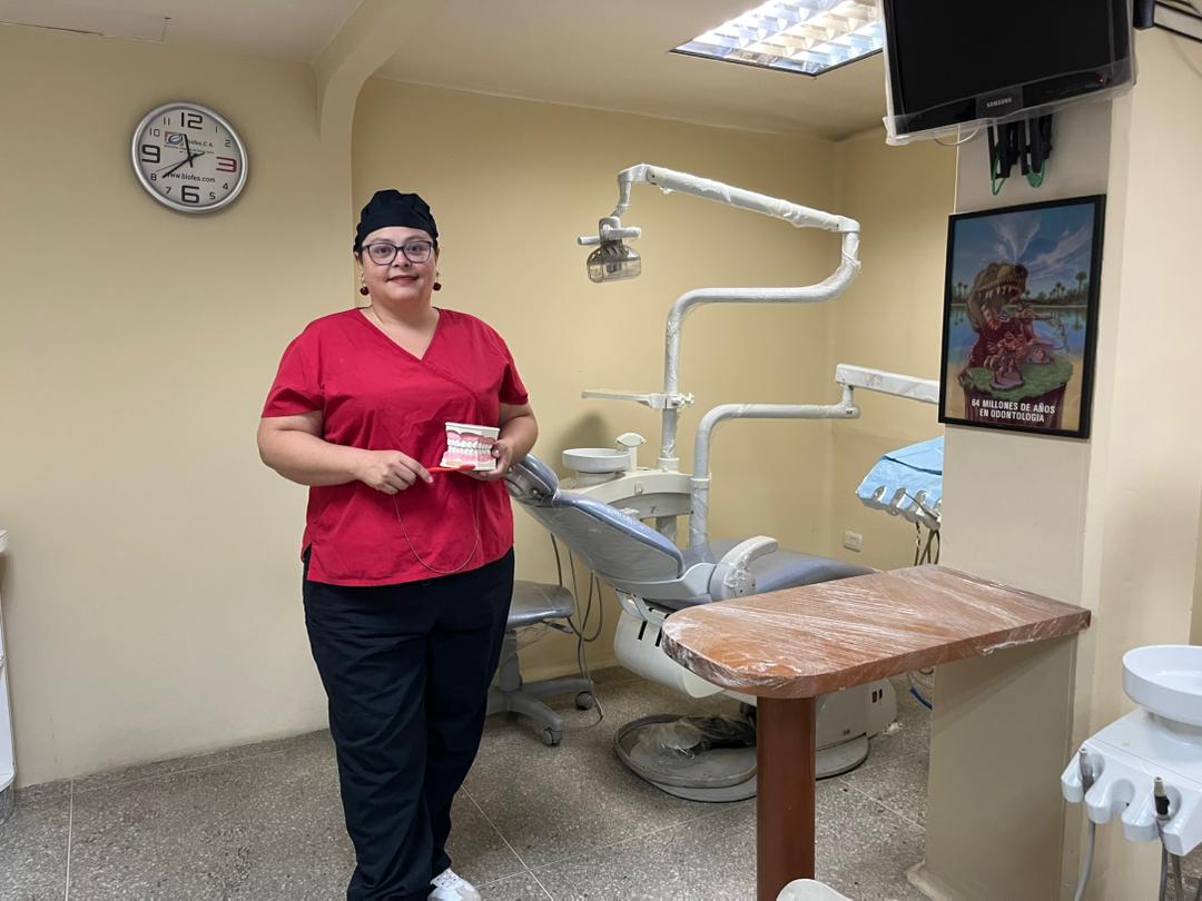 Especialista de Dental Salud ofrece claves para garantizar la salud bucal