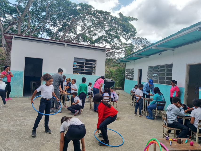 “- Pantallas + Realidades” impulsa estilo de vida saludable