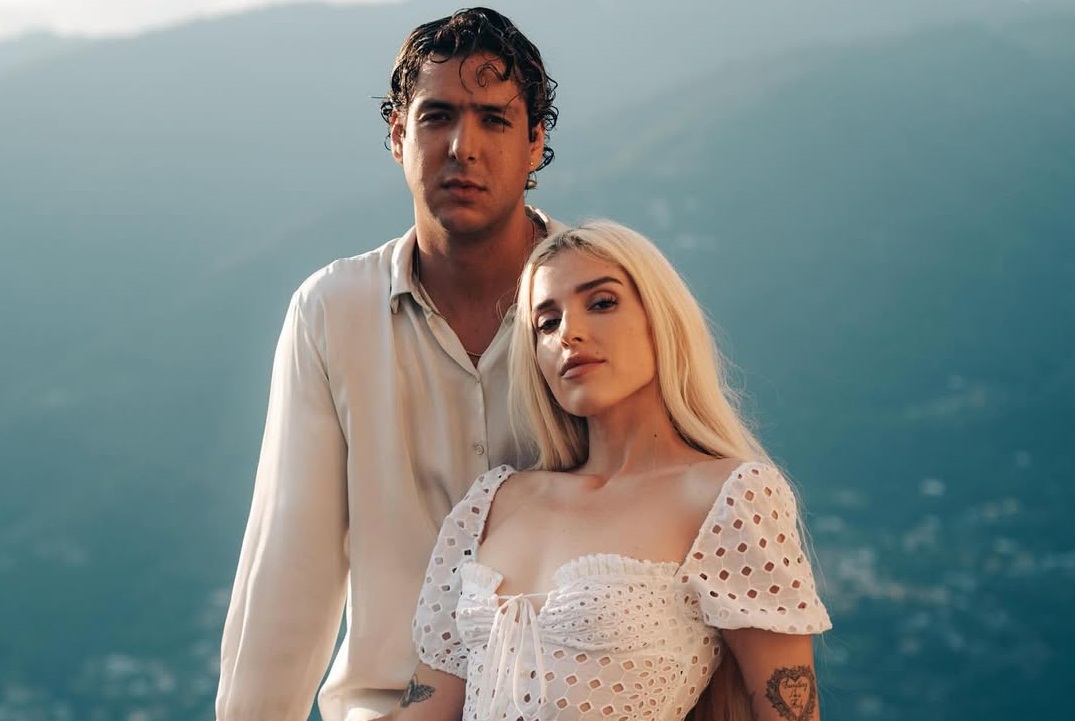 Elena Rose y Beto Rawayana encienden Premio Lo Nuestro