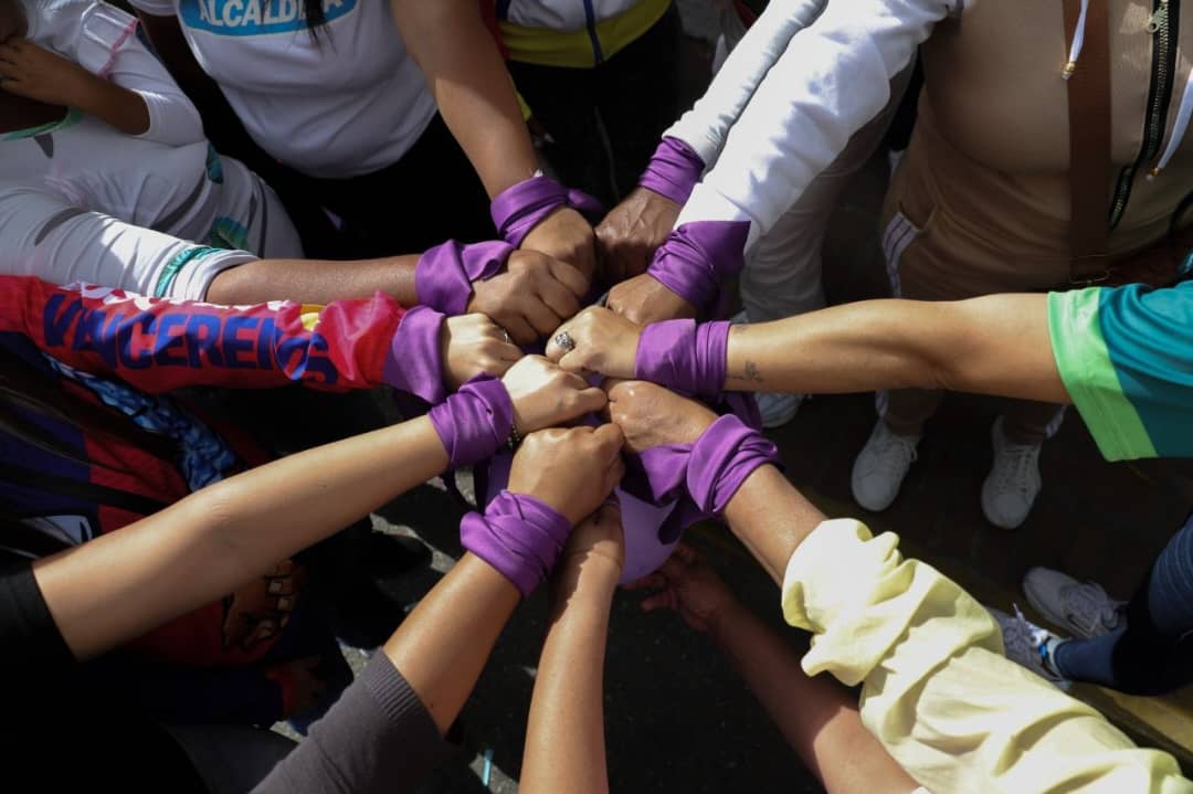 Alcaldesa de Carrizal condena violencia contra la mujer tras agresión y femicidio