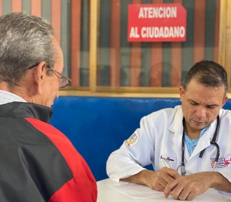 Realizarán jornada médica y de vacunación en los Bomberos