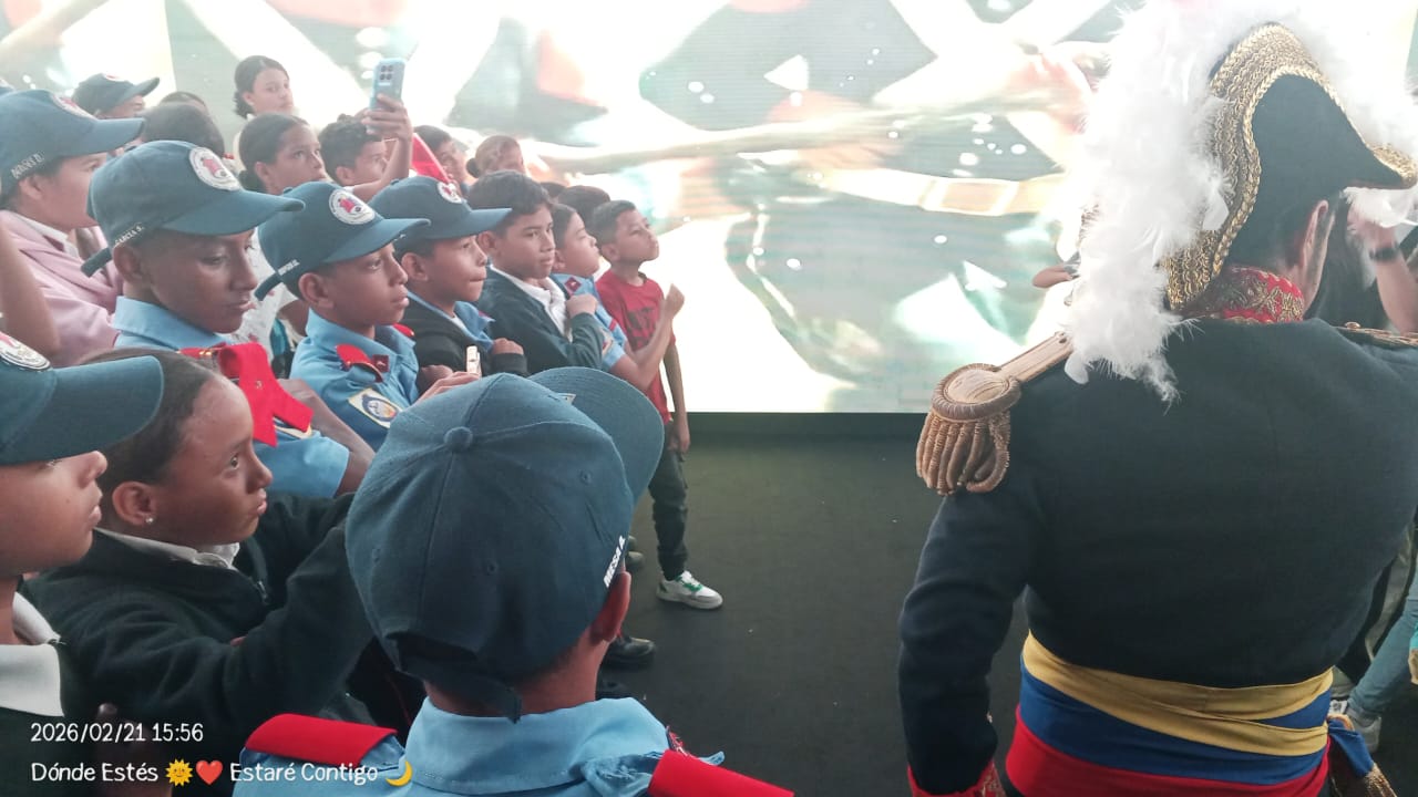“Bomberitos mirandinos” visitaron expo de La Carlota