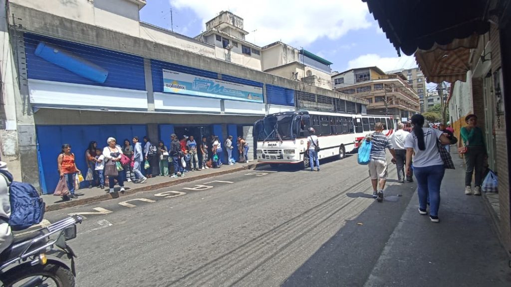 Denuncian negligencia de conductores de Lagunetica