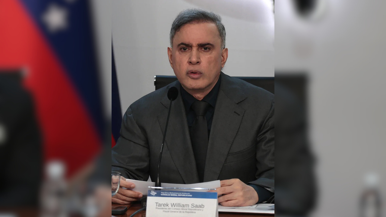 Renuncian el Fiscal General y el Defensor del Pueblo​