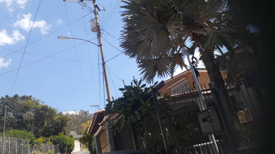 Sustituyen transformador en la AVP