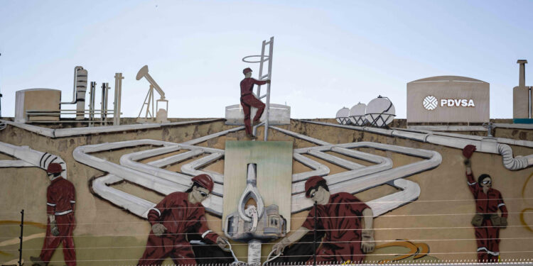 EE.UU. emite nueva licencia que flexibiliza las sanciones a PDVSA