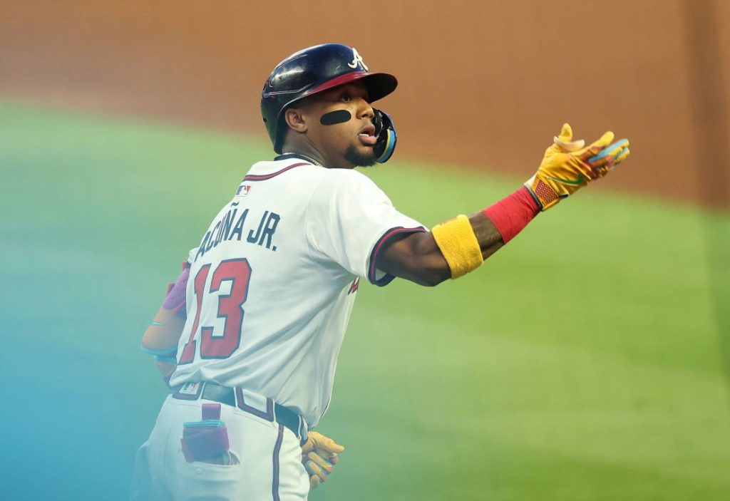 Ronald Acuña Jr. cerca de hacer historia