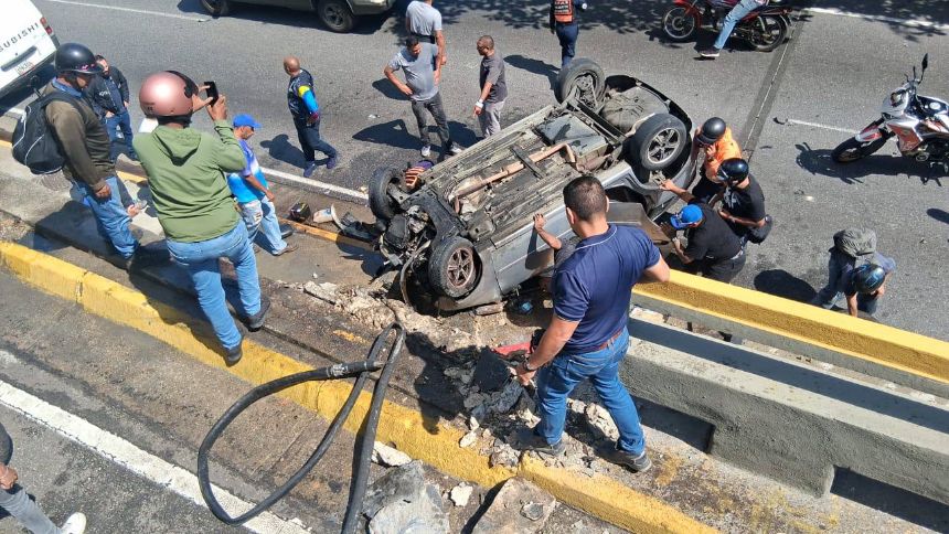 Accidente en la Cota Mil deja dos fallecidos