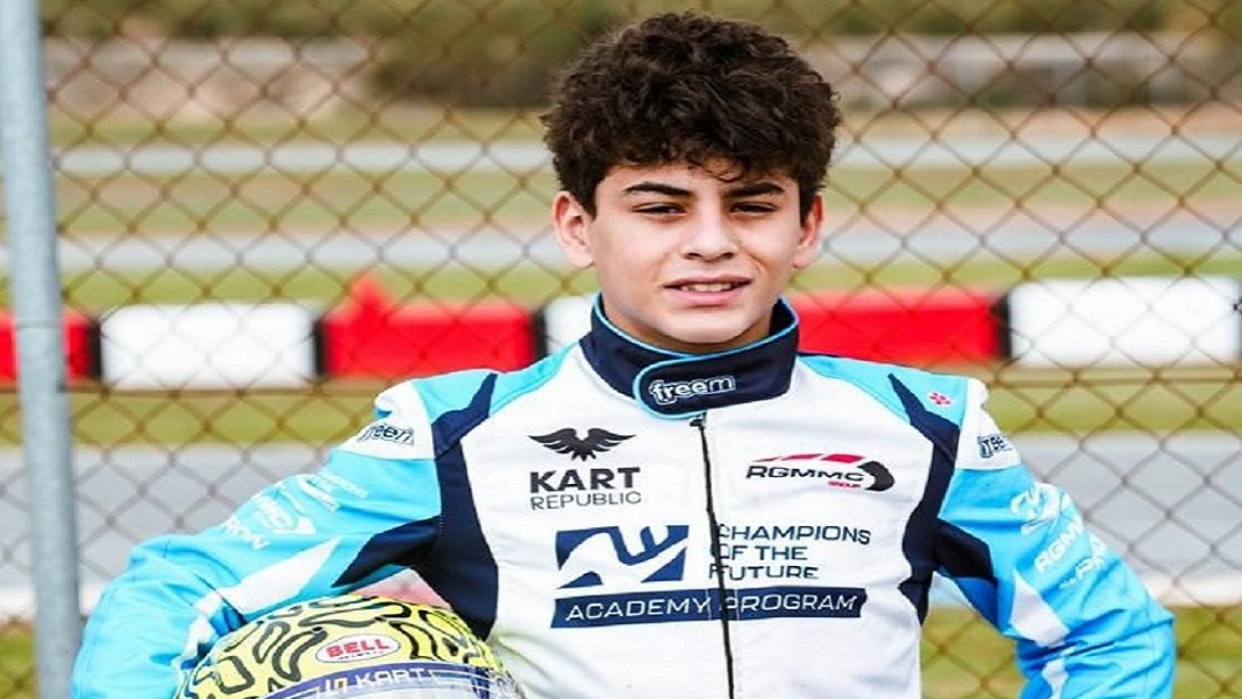 Alessandro González destaca en las pistas de España