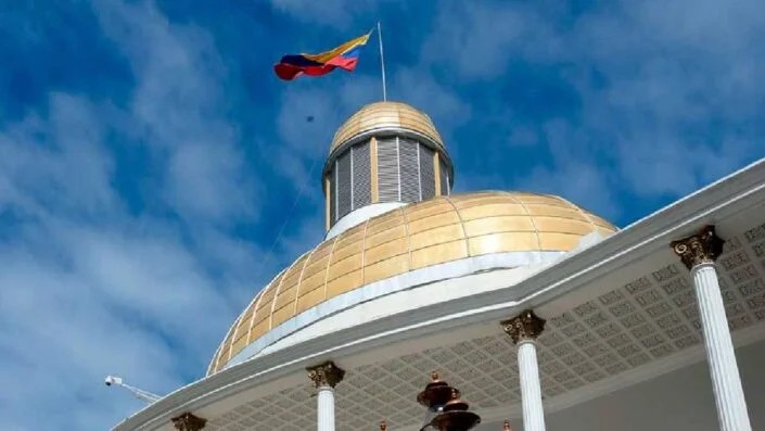 AN prorroga la comisión de amnistía en medio de miles de solicitudes