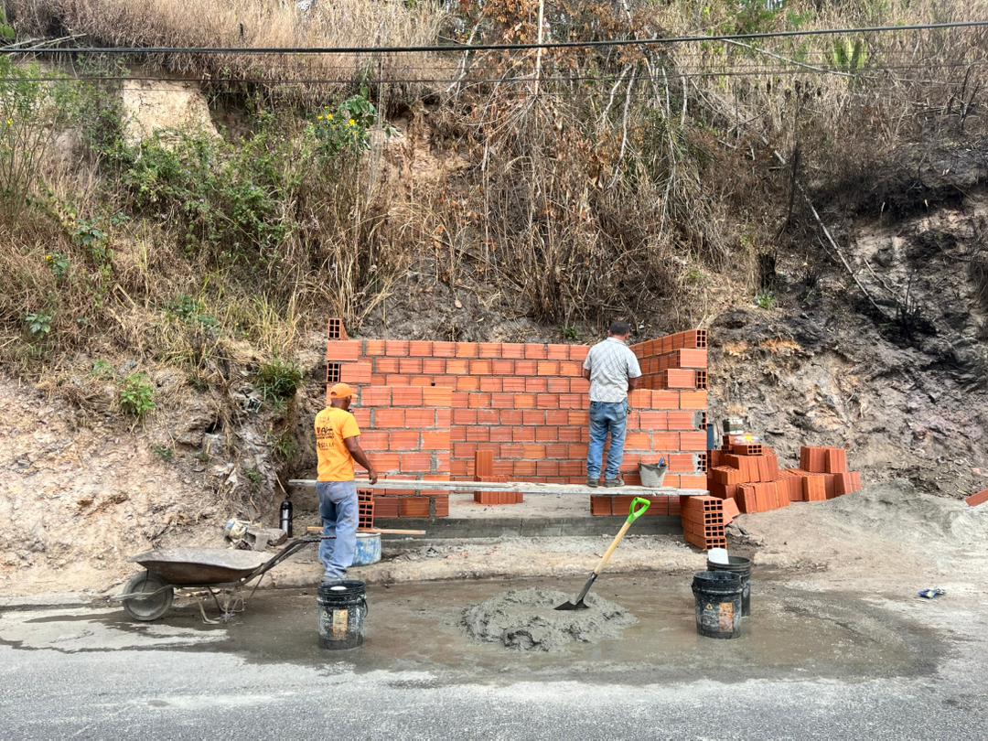 Construyen cuatro depósitos de basura en La Macarena