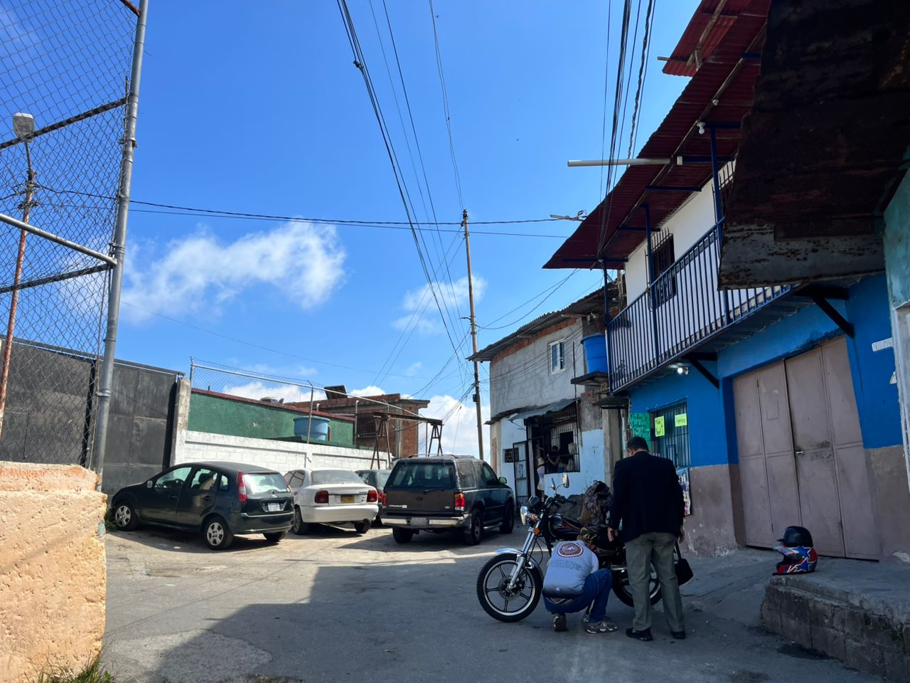Agua limpia se desborda en Colinas de La Matica