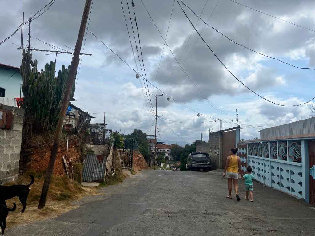 Motopiruetas sin control en Guaremal