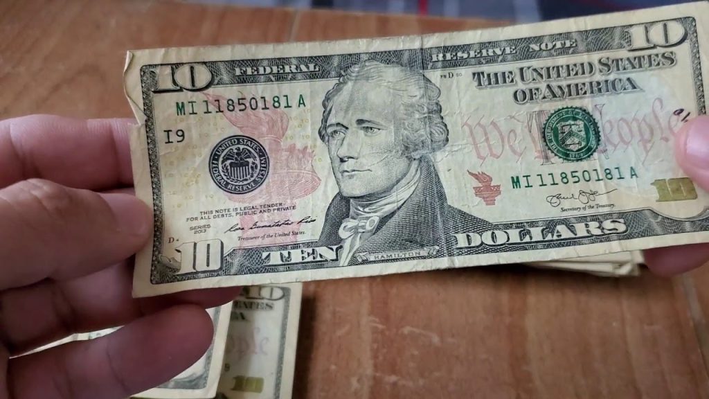 Venta de dólar negro se niega a desaparecer