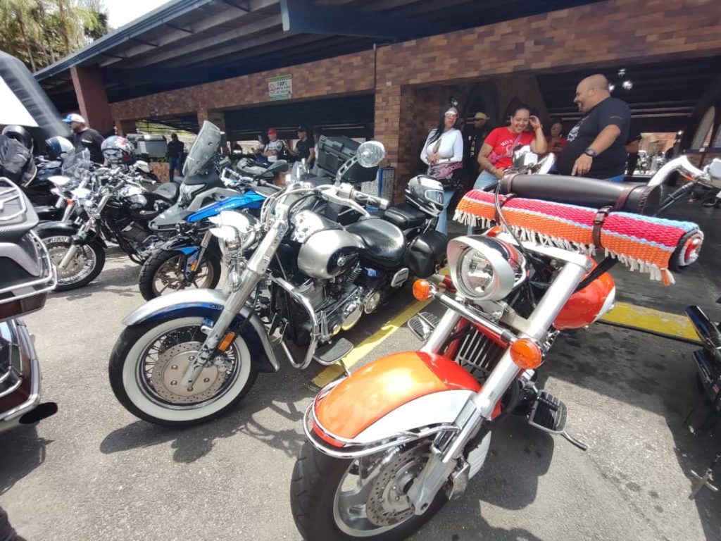 Destacan importancia de la seguridad vial en evento de moteros