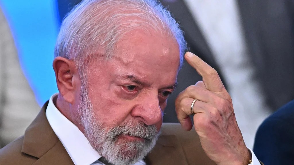 Lula prohíbe entrada a Brasil de alto diplomático de EE. UU.