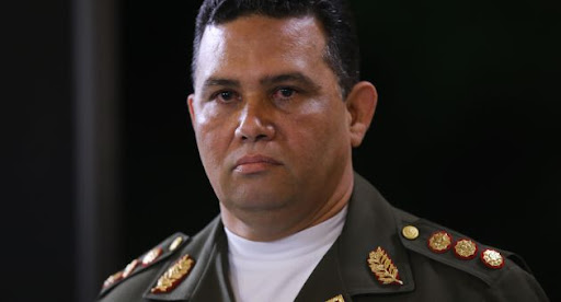Gustavo González López designado ministro de Defensa