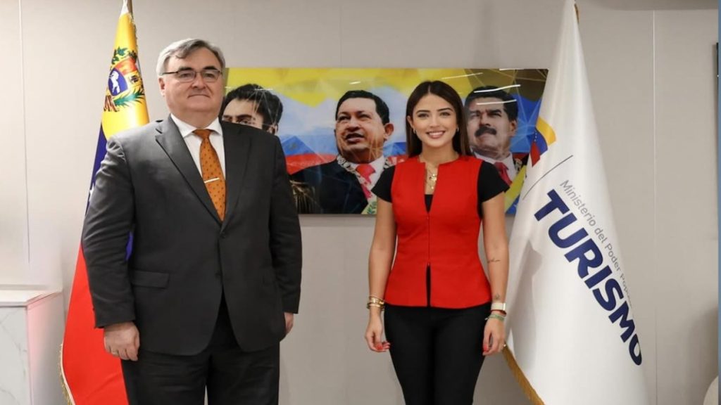 Venezuela fortalece planes de turismo con Rusia