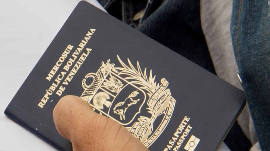 Saime autoriza a familiares directos para retirar pasaportes