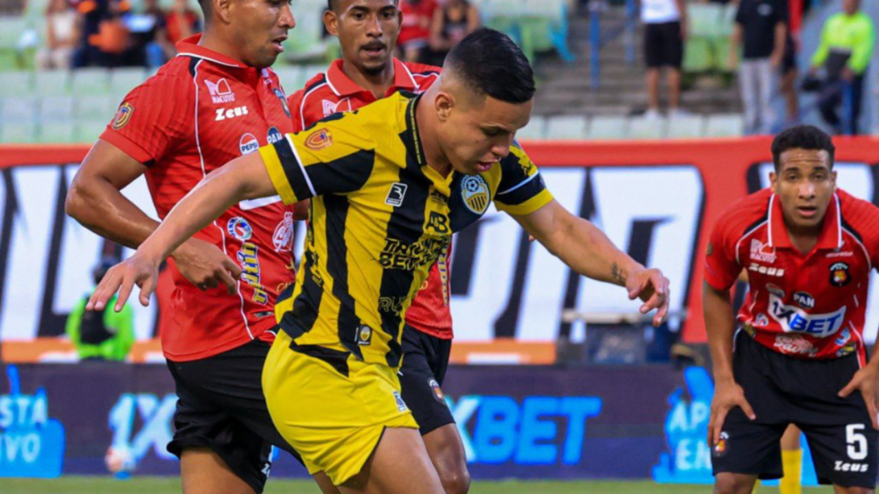 El Táchira golpea primero y se adueña del Clásico en el Olímpico