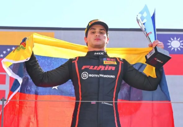 Alessandro-Famularo-logro-una-epica-remontada-en-la-carrera-Foto-Archivo