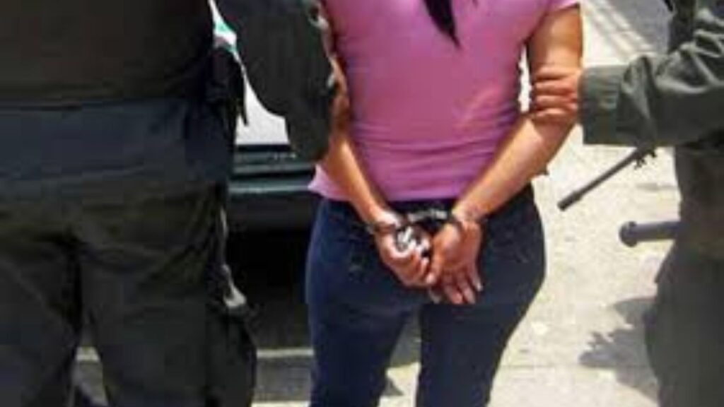 Mujer mató a golpes a su hija de dos años