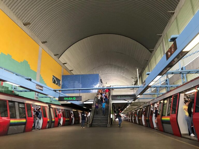 METRO LOS TEQUS