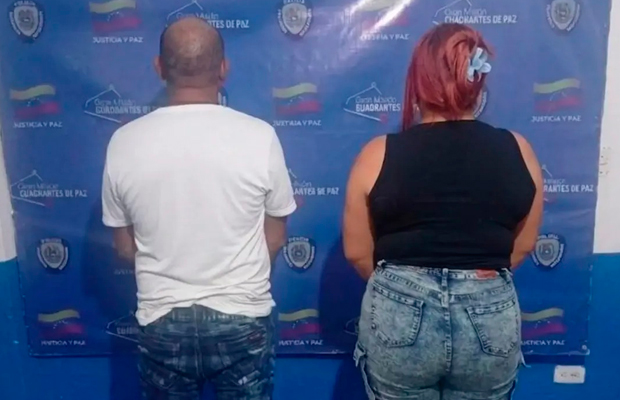 PNB-detiene-a-pareja-en-Aragua-por-traslado-inseguro-de-ninos-en-motocicleta (1)
