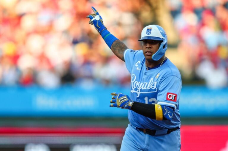 SALVADOR PEREZ