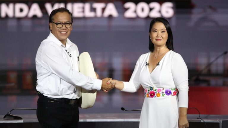 Fujimori y Sánchez cierran en Lima sus campañas hacia la Presidencia de Perú
