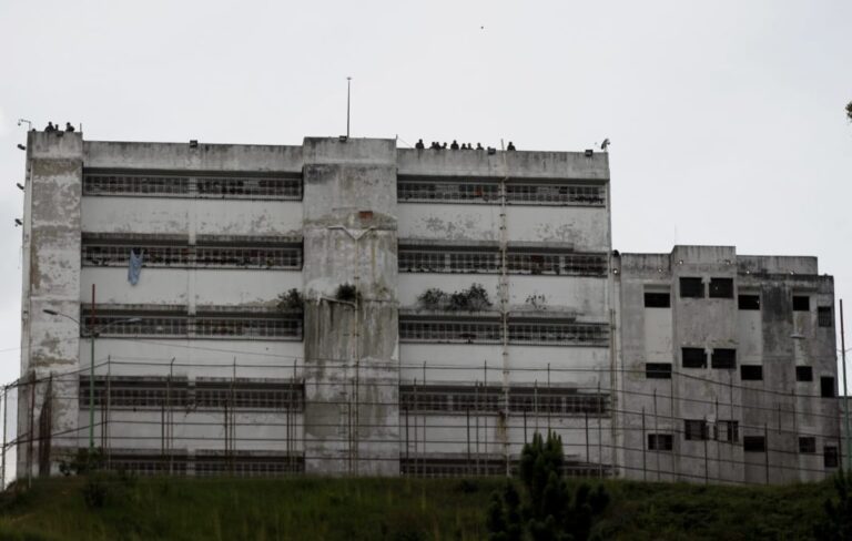 190410-ramo-verde-prison-venezuela-cs-1030a-1068x679