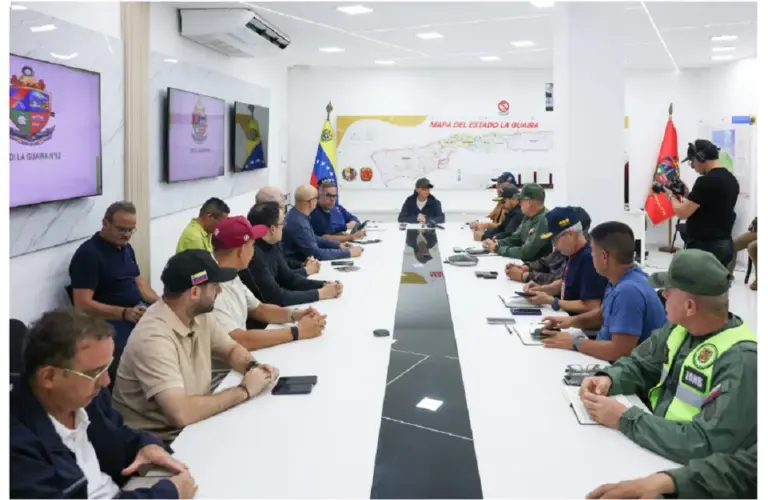 60-de-recuperacion-electrica-en-La-Guaira-Sigue-priorizado-rescate-de-victimas