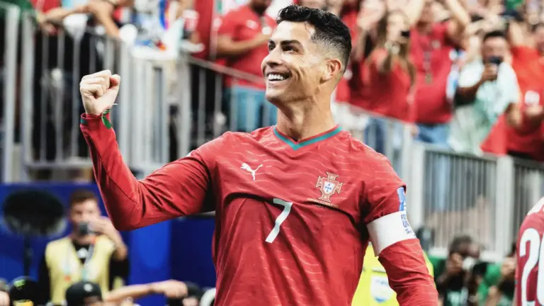Cristiano Ronaldo Portugal HIC (3).jpg