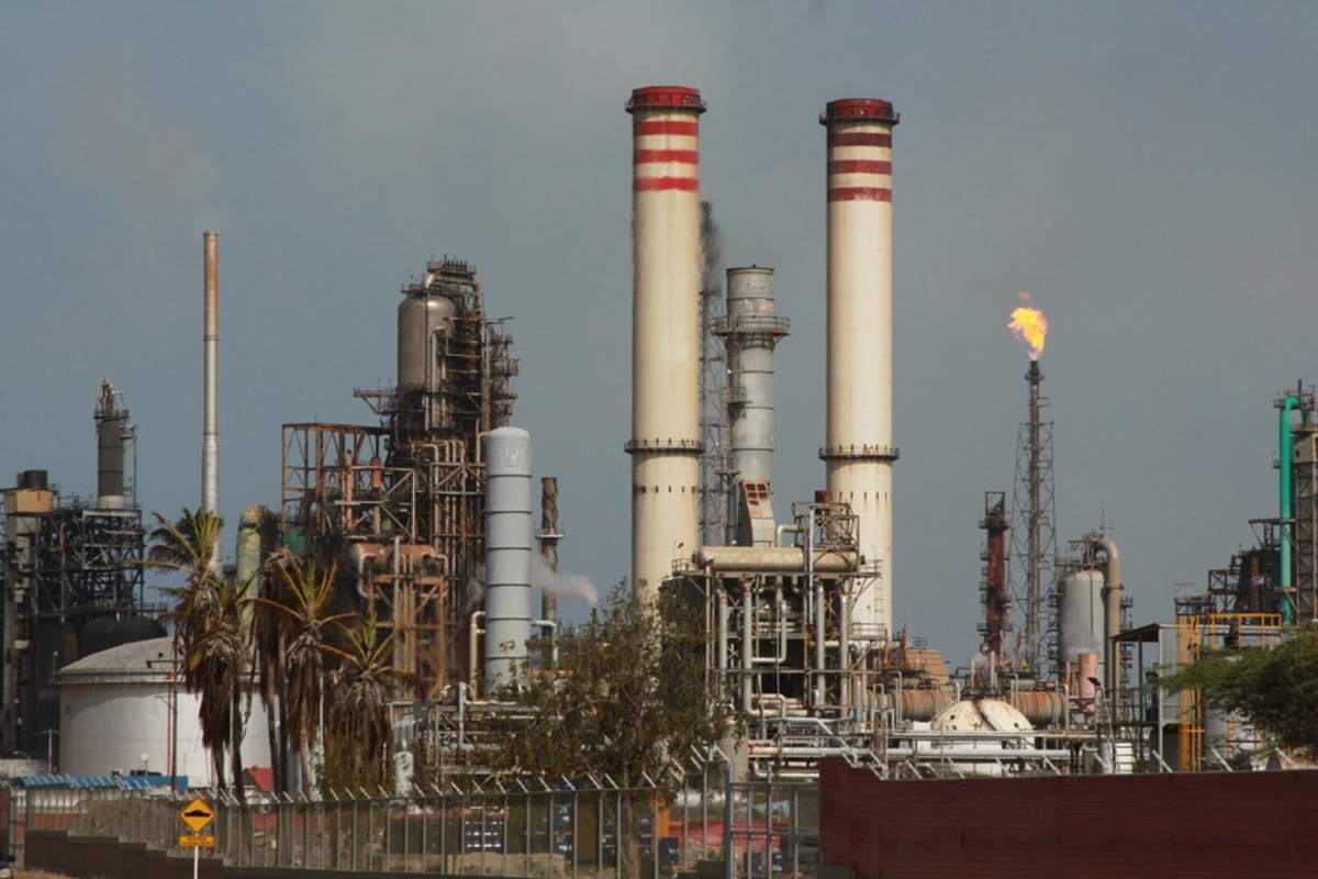 Refinería-El-Palito