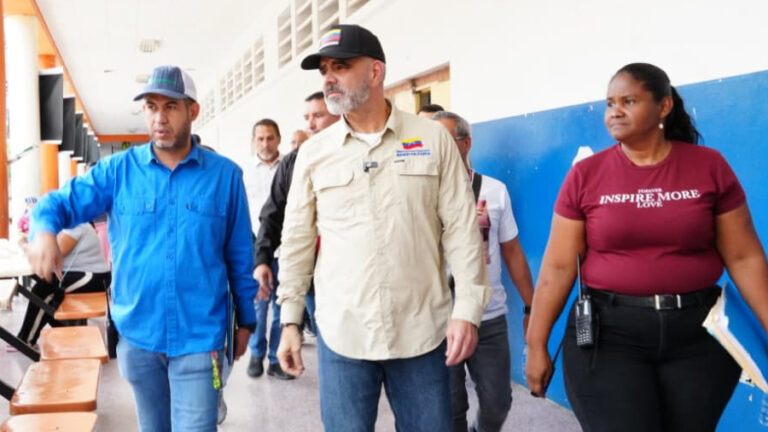 ministro-padrino-lopez-64606