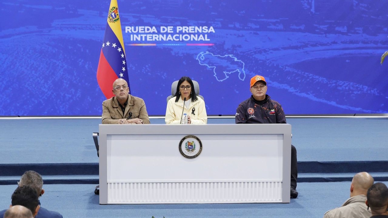 nadie-va-a-una-fosa-comun-202031