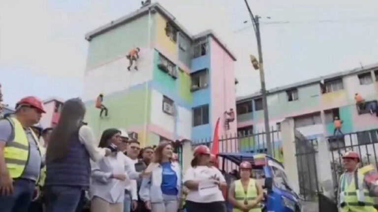Delcy-Rodriguez-Brigadas-en-Caracas-1068x601
