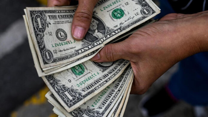 Julio-cierra-como-el-mes-con-el-mayor-aumento-del-dolar-oficial-en-2026