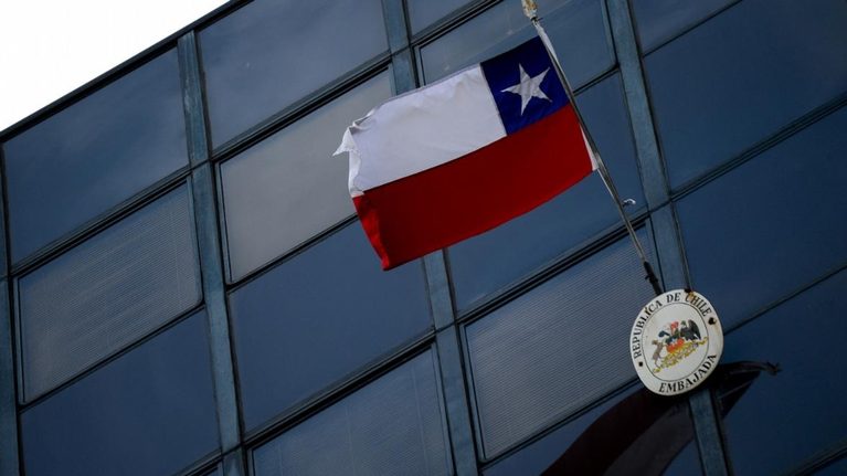 chile-cerrara-embajada-en-iran-por-motivos-economicos-y-de-seguridad-67025