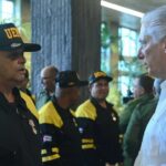 cuba-rinde-homenaje-a-equipo-de-rescatistas-por-su-labor-tras-terremotos-en-venezuela-204063