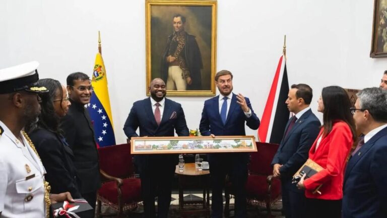 Felix-Plasencia-y-canciller-de-Trinidad-y-Tobago-1068x601