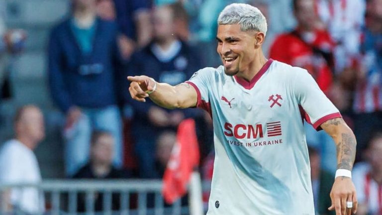 gleiker-mendoza-es-el-cuarto-venezolano-en-anotar-en-la-champions-league-206497