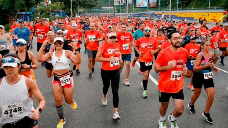 a-las-7-de-la-manana-arranco-la-xxv-gatorade-caracas-rock-2026-con-17000-participantes-207942