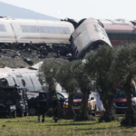 ascienden-a-74-los-fallecidos-por-el-accidente-ferroviario-de-espana-71136