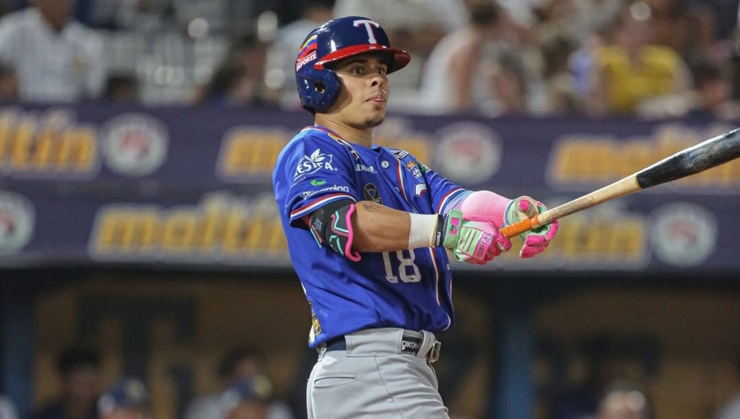 tiburones-de-la-guaira-debuta-con-triunfo-en-la-jornada-inaugural-de-la-lvbp-y-asume-el-liderato-208505