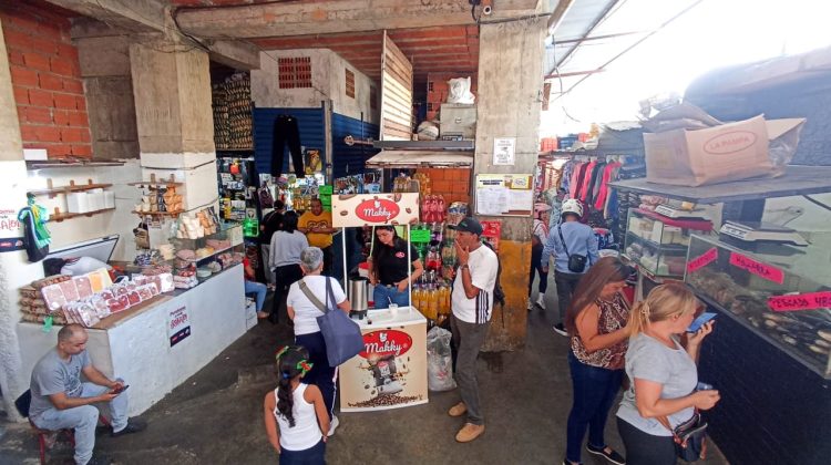 08f0aafc-123e-49b3-90b3-8f46c75d3282